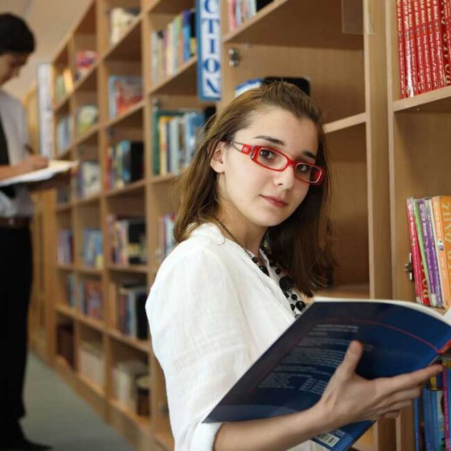 Corporate Event Photographer in Abu Dhabi